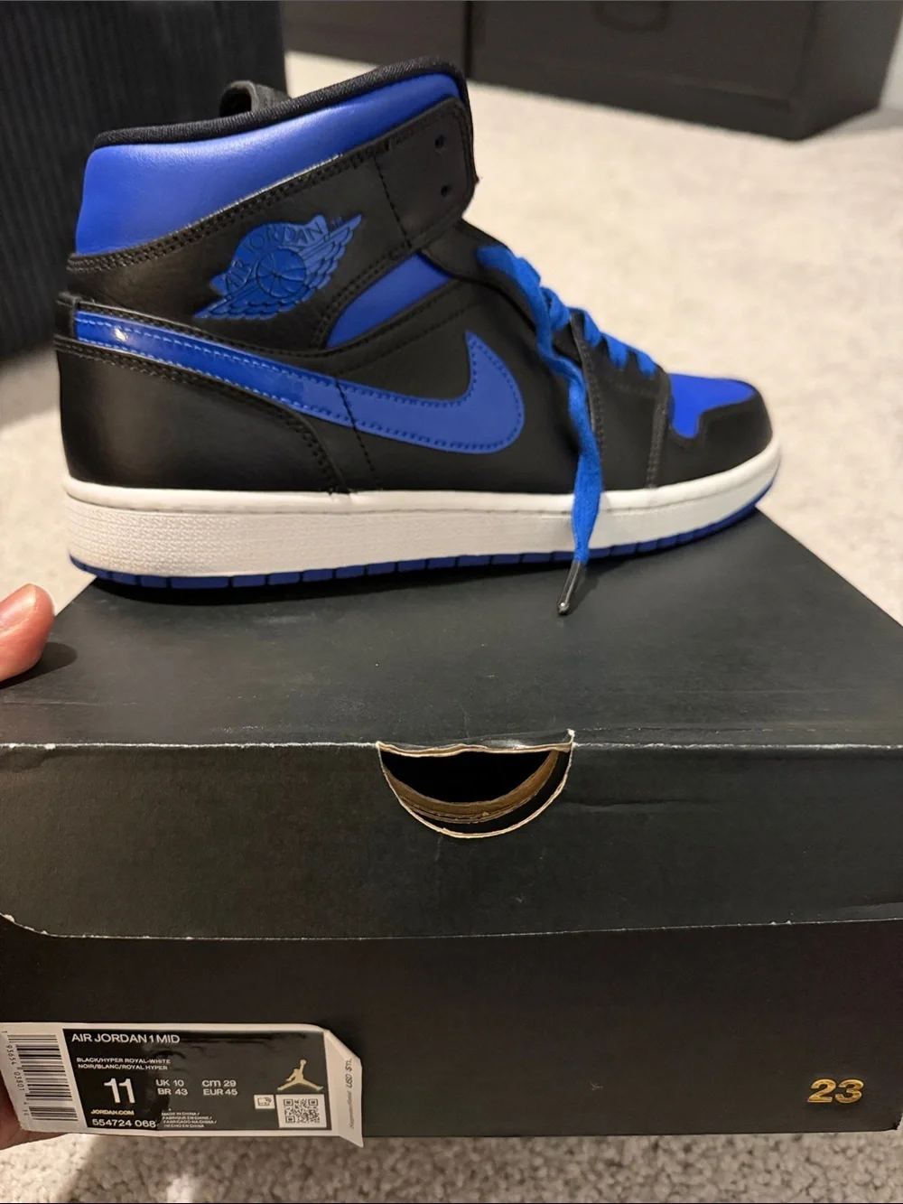 Jordan mid top
